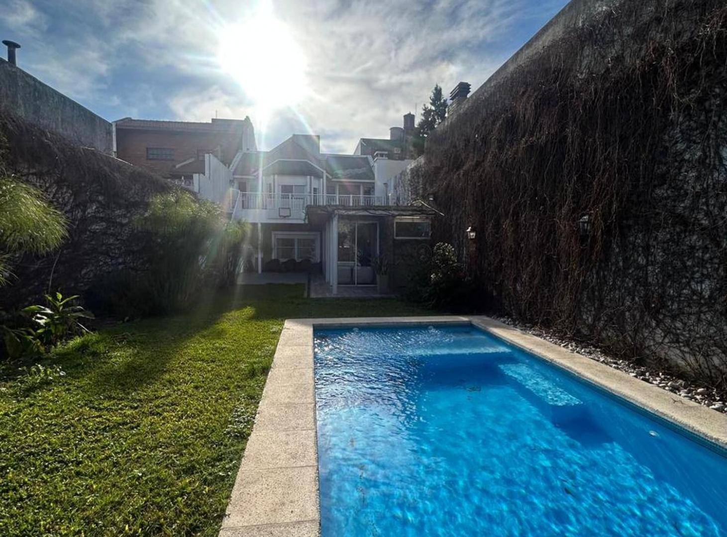 Foto de VENTA CASA 4 AMB PILETA JARDIN QUINCHO V. ALSINA, imagen 2