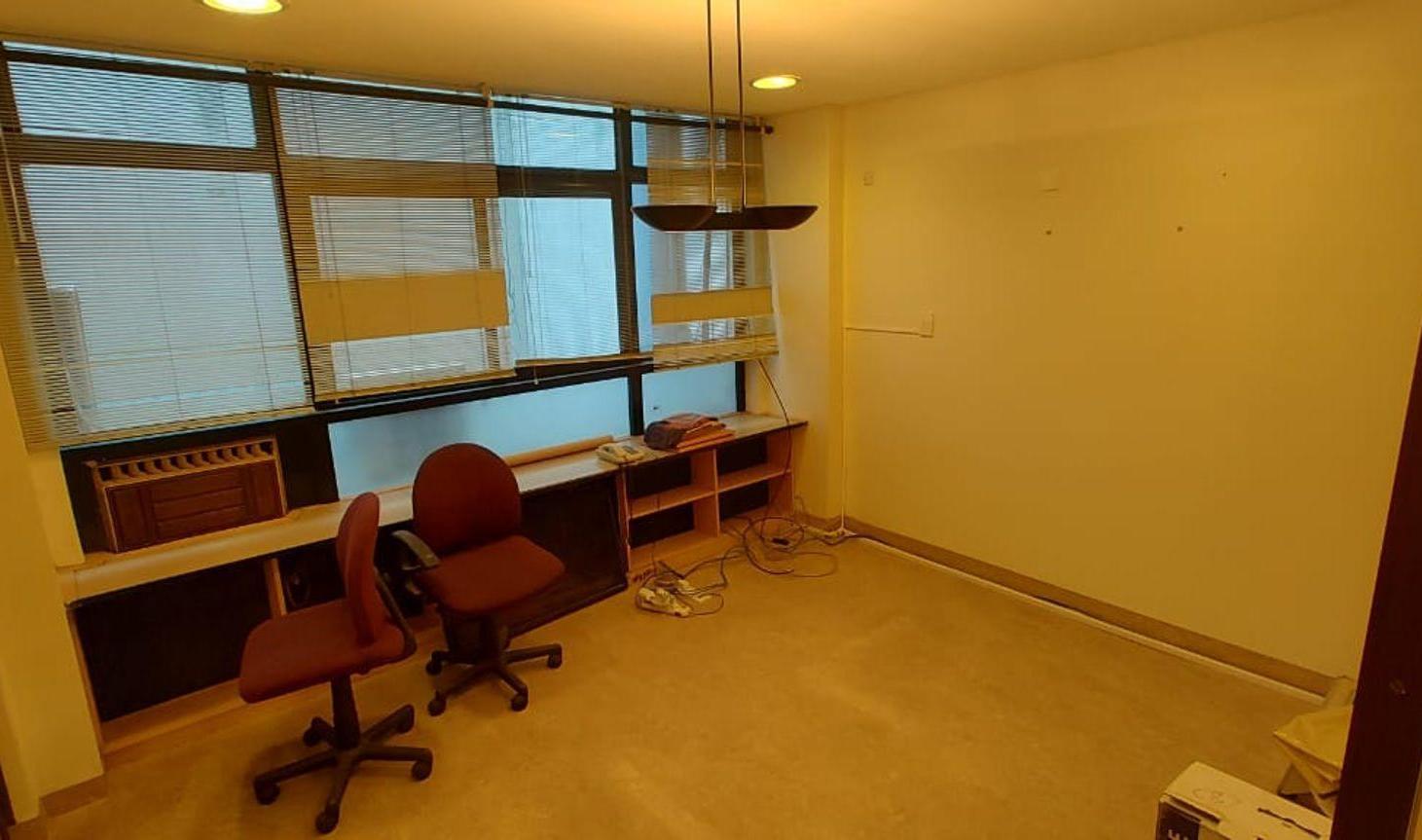 Foto de Oficina en Alquiler. San Nicolas. Microc. 150 m2, imagen 2