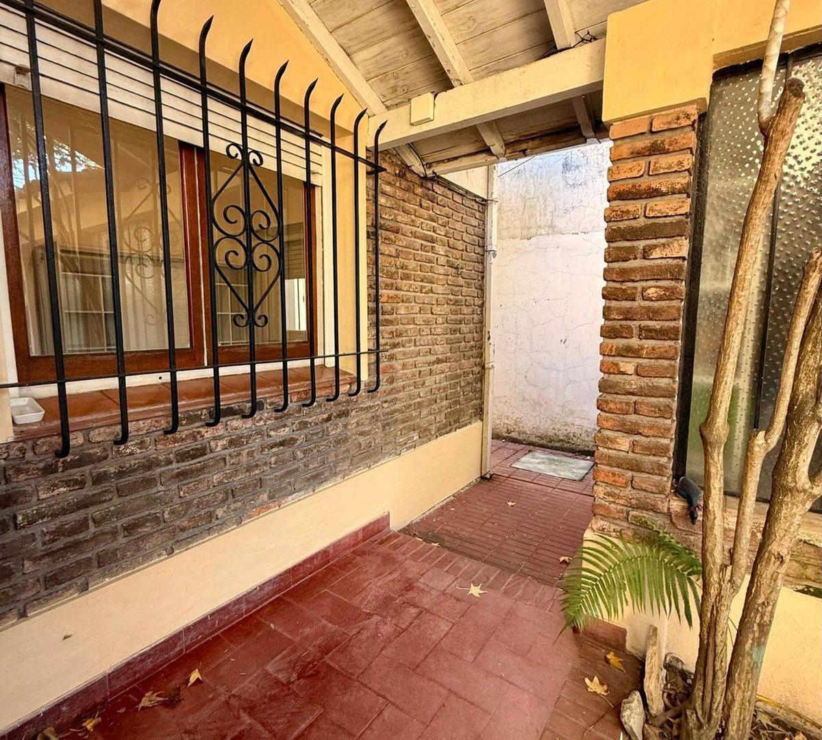 Foto de Venta casa multifamiliar en Olivos Barrio Golf, imagen 3