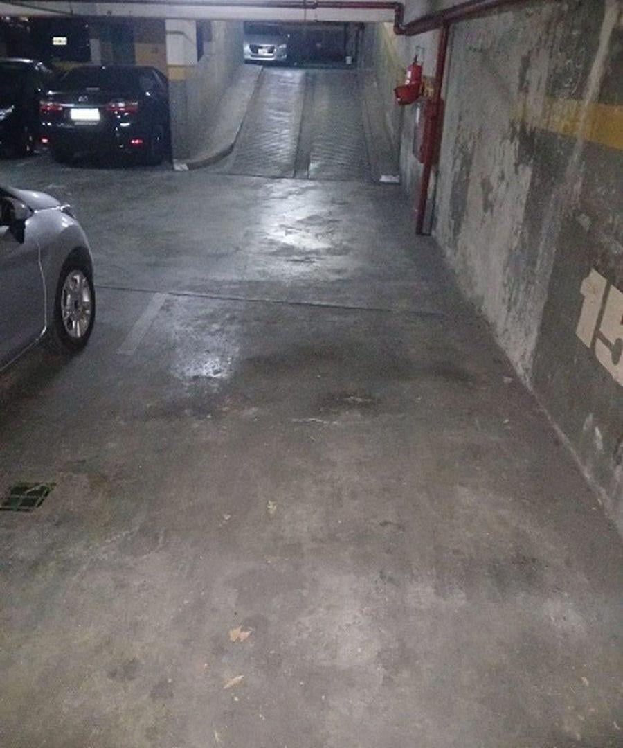 Foto de VENTA COCHERA GRANDE CERCA DEL SHOPPING CABALLITO, imagen 3