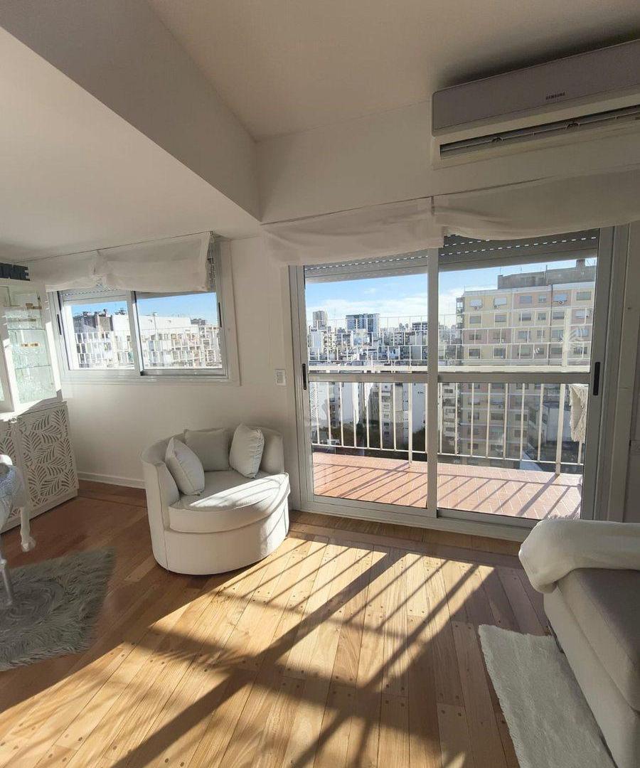 Foto de Venta Departamento Caballito Frente Piso Alto, imagen 2