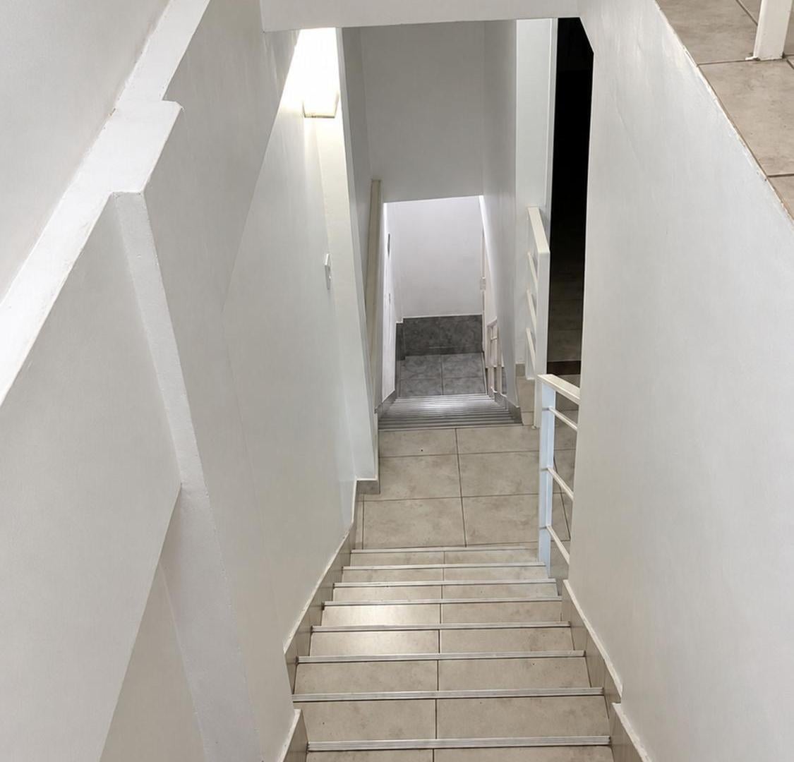 Foto de PH de 3 ambientes C/ terraza Alquiler P. Patricios, imagen 2