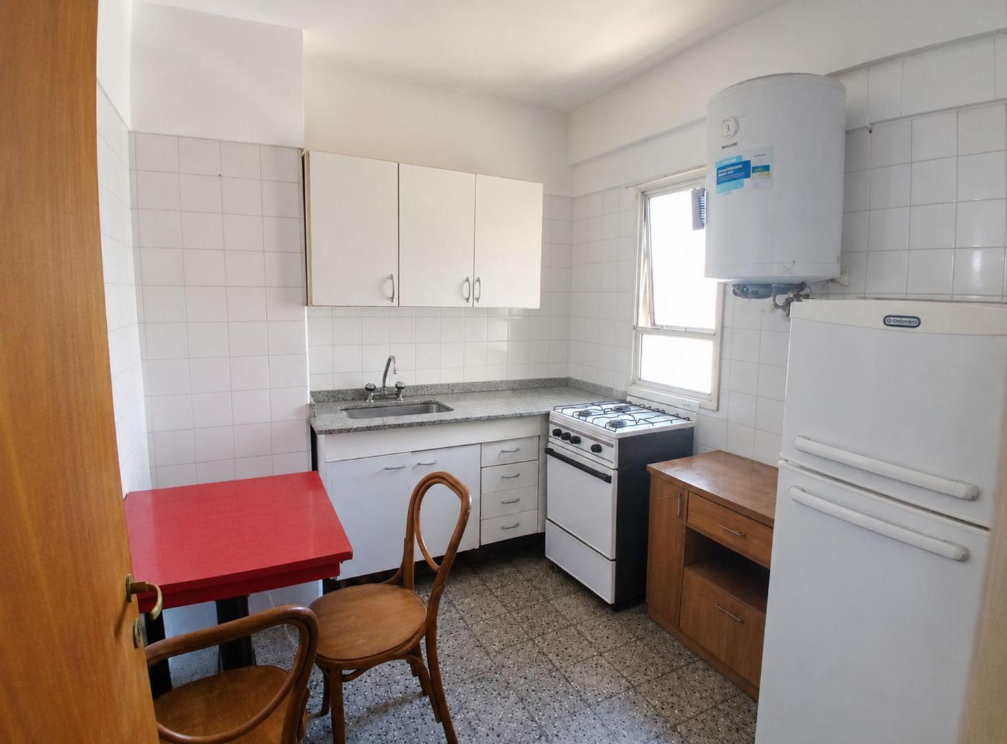 Foto de VENTA DEPARTAMENTO 2 AMBIENTES BALVANERA APTO CRED, imagen 2