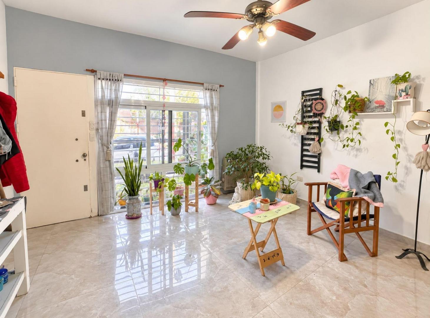 Foto de CASA EN VENTA 4 AMB PATIO PARRILLA COCHERA GERLI, imagen 5