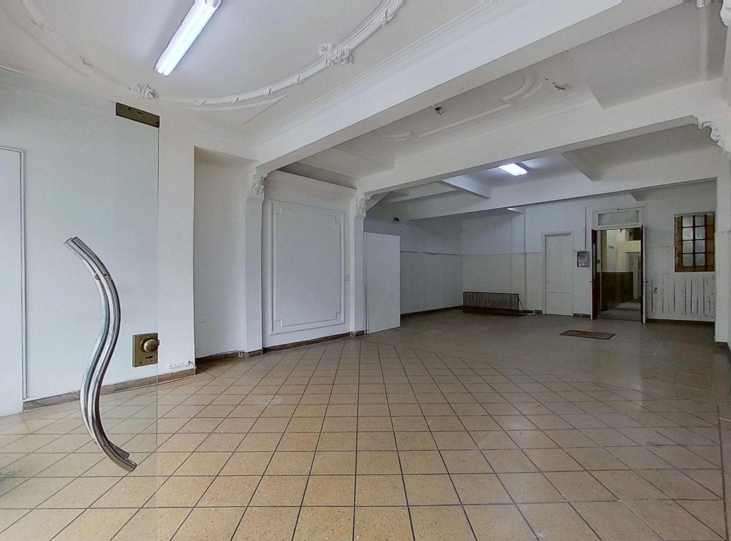Foto de VENTA EXCELENTE LOCAL, SÓTANO Y VIVIENDA, imagen 3