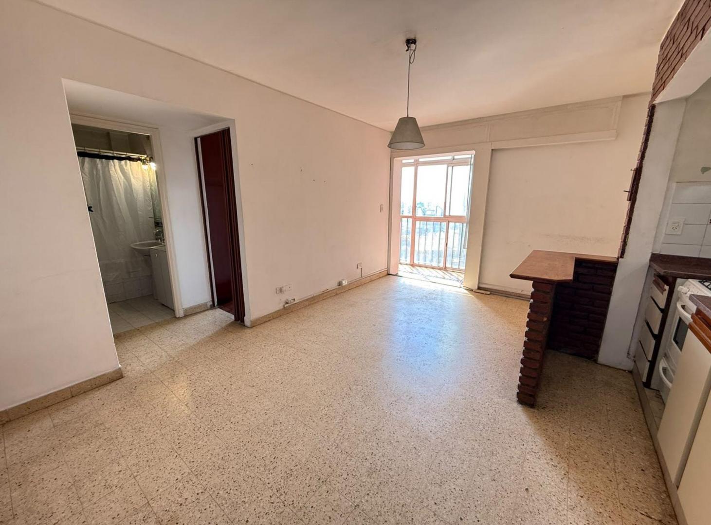 Foto de ALQUILER 2 AMB P. PATRICIOS PISO ALTO CON BALCON., imagen 5