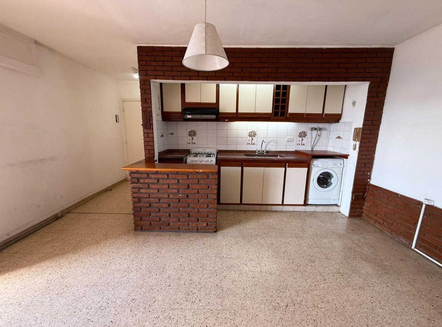 Foto de ALQUILER 2 AMB P. PATRICIOS PISO ALTO CON BALCON., imagen 3