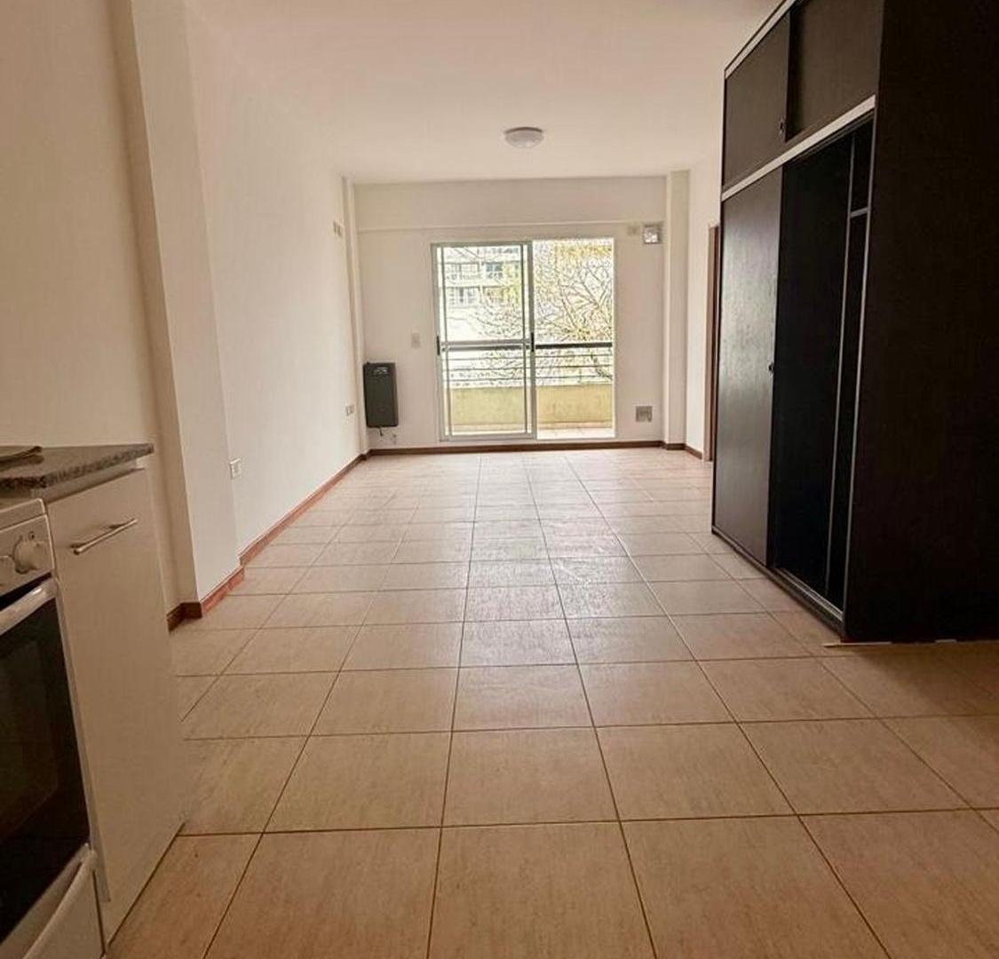 Foto de ALQUILER MONOAMBIENTE VILLA PUEYRREDON, imagen 2