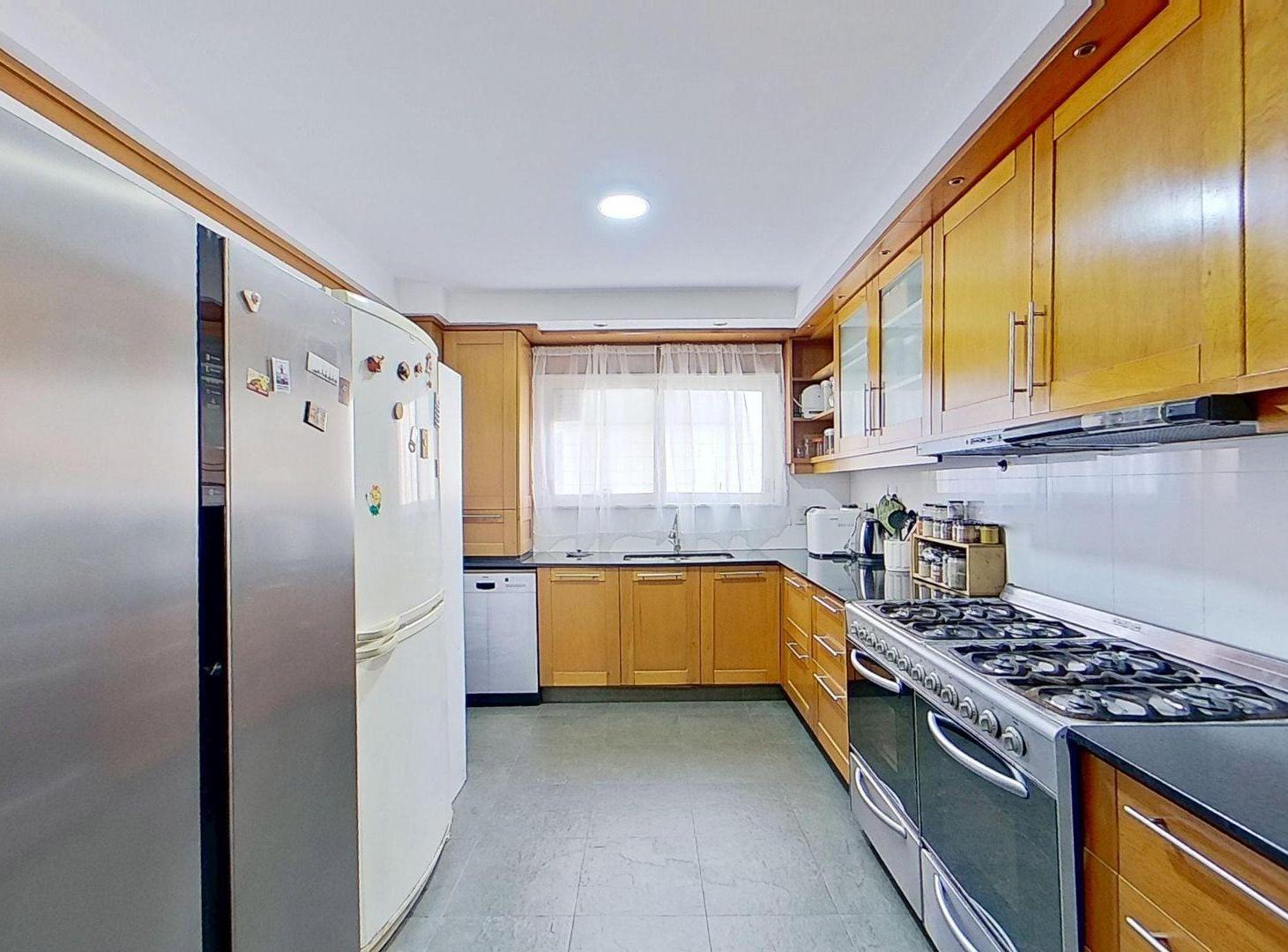 Foto de VENTA 5 AMBIENTES + ESCRITORIO + COCHERA CABALLITO, imagen 4