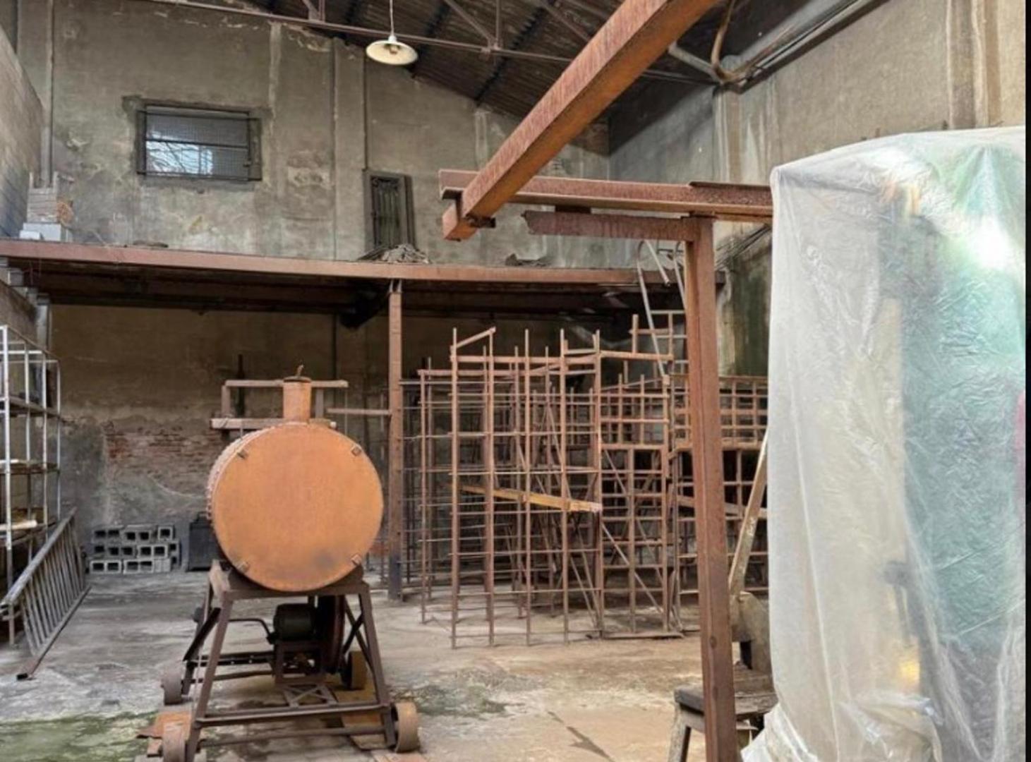 Foto de GALPÓN EN VENTA APTO TODO DESTINO!!SON 476 METROS, imagen 3