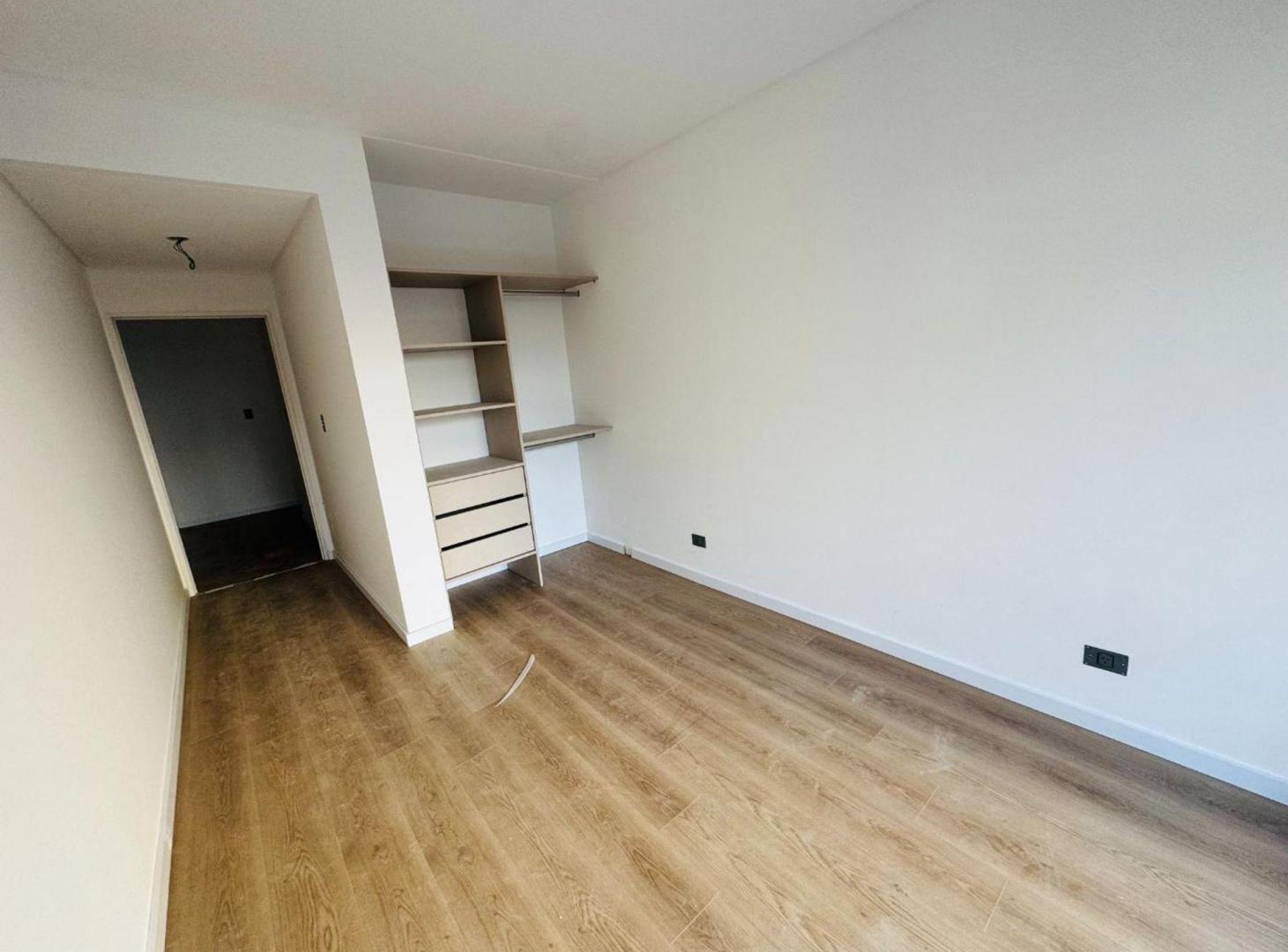 Foto de DEPARTAMENTO 4 AMBIENTES C/dep EN VENTA CABALLITO, imagen 5