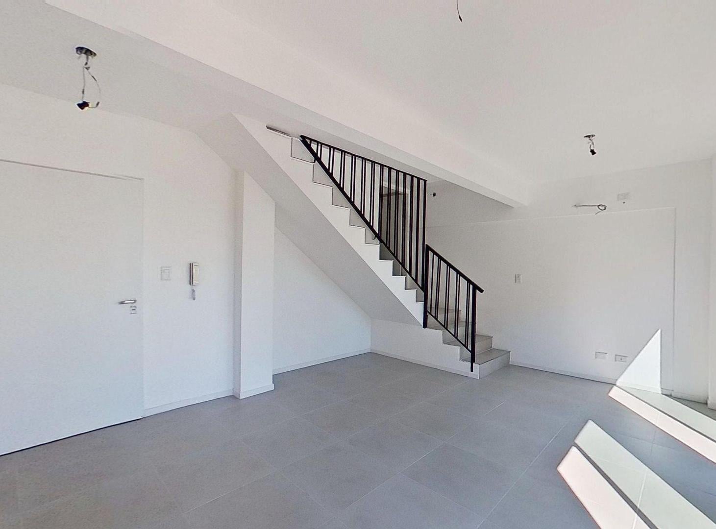 Foto de DUPLEX 3 AMBIENTES CON BALCON Y TERRAZA EN L, imagen 5