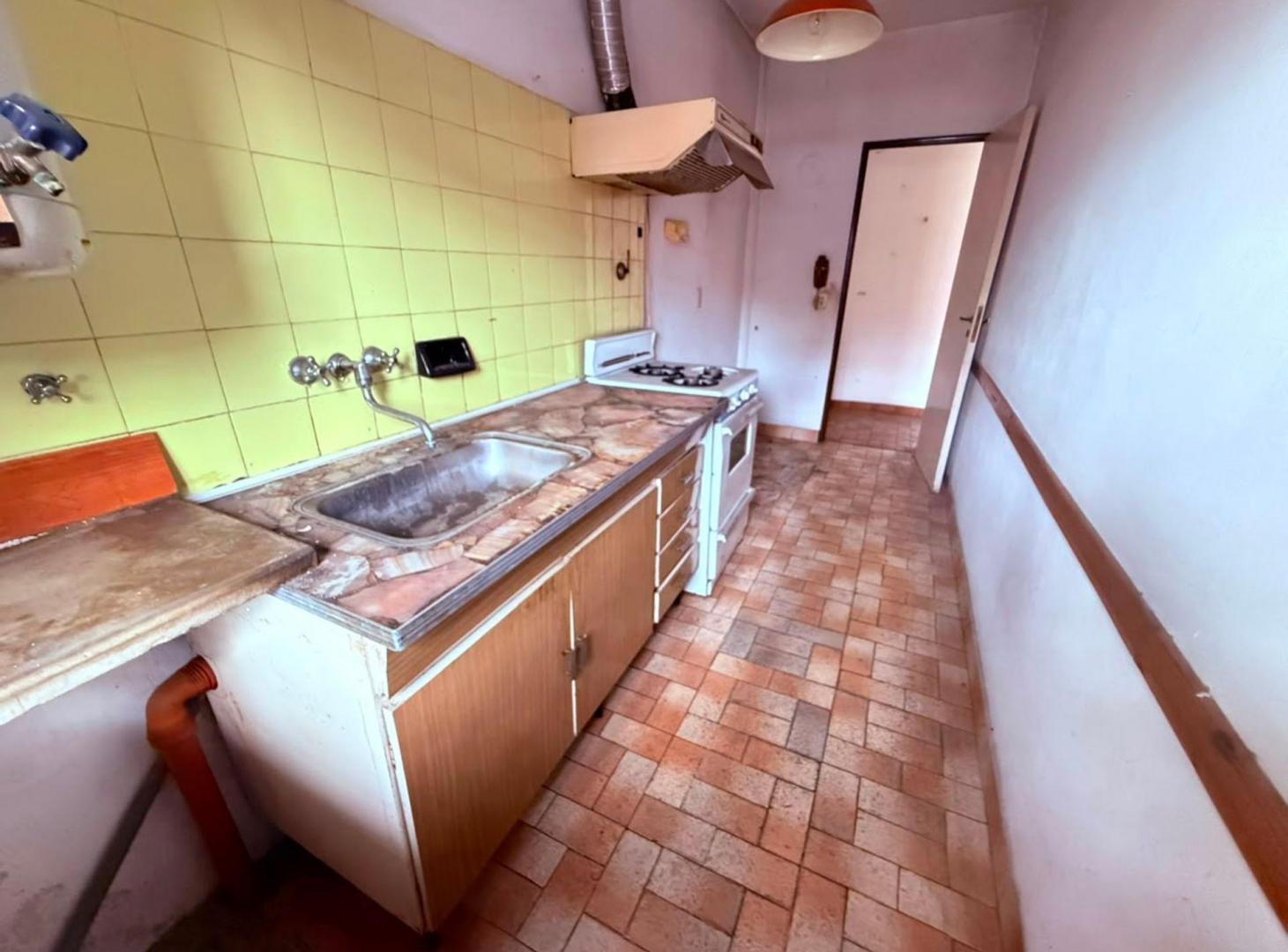 Foto de VENTA PH 2 AMB V. RIACHUELO A REFACCIONAR C BALCÓN, imagen 5