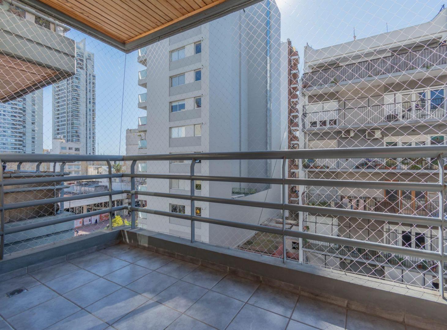 Foto de DEPARTAMENTO 2 AMBIENTES SEMIPISO BALCON NORESTE, imagen 2