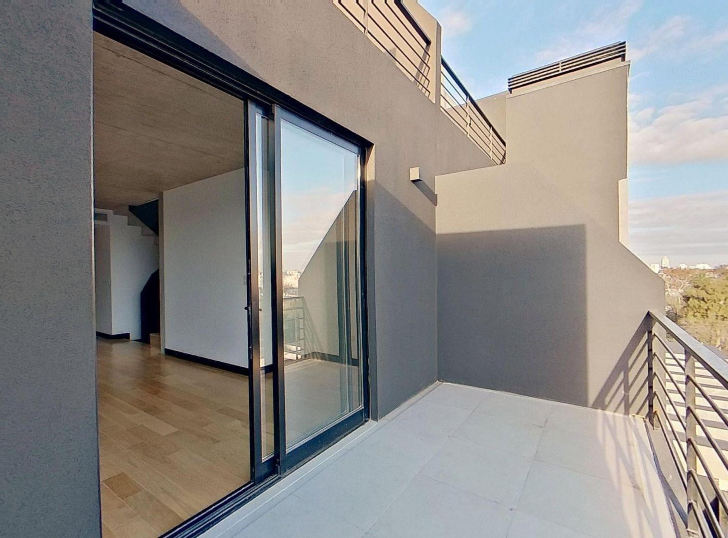 Foto de TRIPLEX PREMIUM VENTA LINIERS 2 COCHERAS Y BAULERA, imagen 5