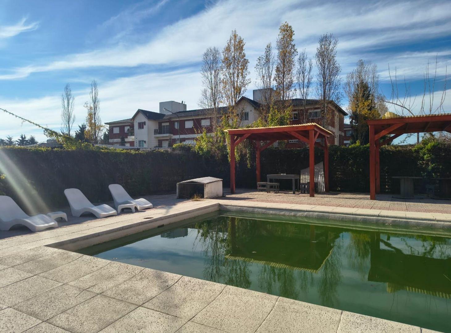 Foto de VENTA DEPTO 3 AMB. BALCON PILETA LOMAS DE QUILMES, imagen 3
