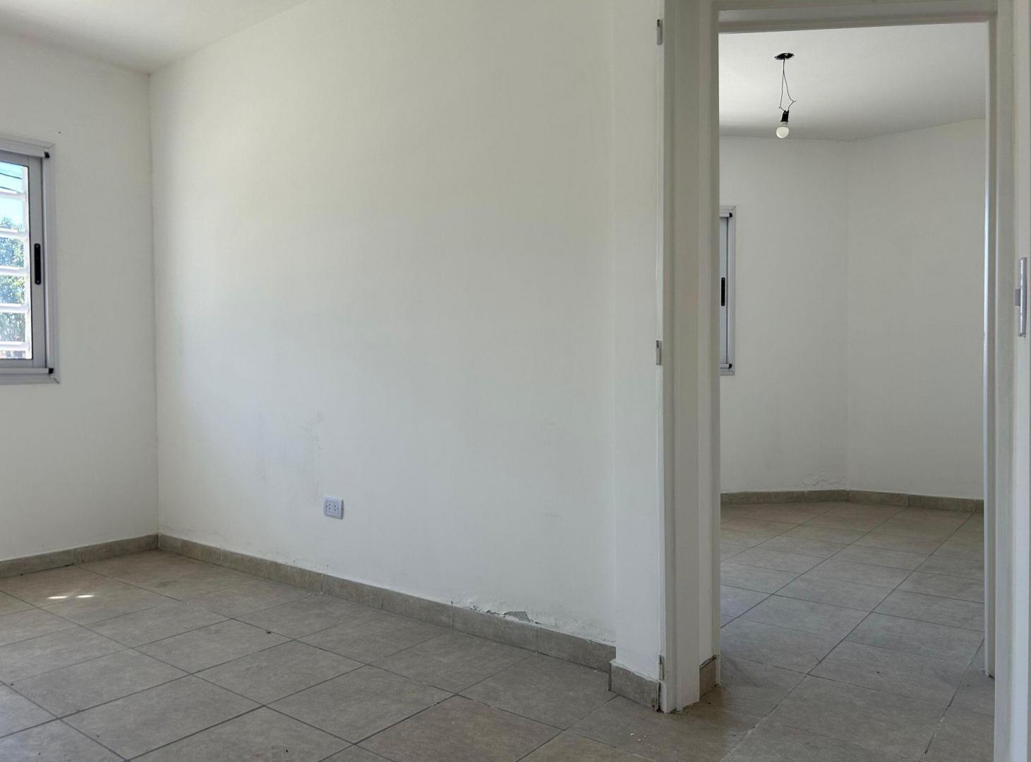 Foto de Venta Depto. 3 Amb. P.B. Lav. estrenar Gerli, imagen 2