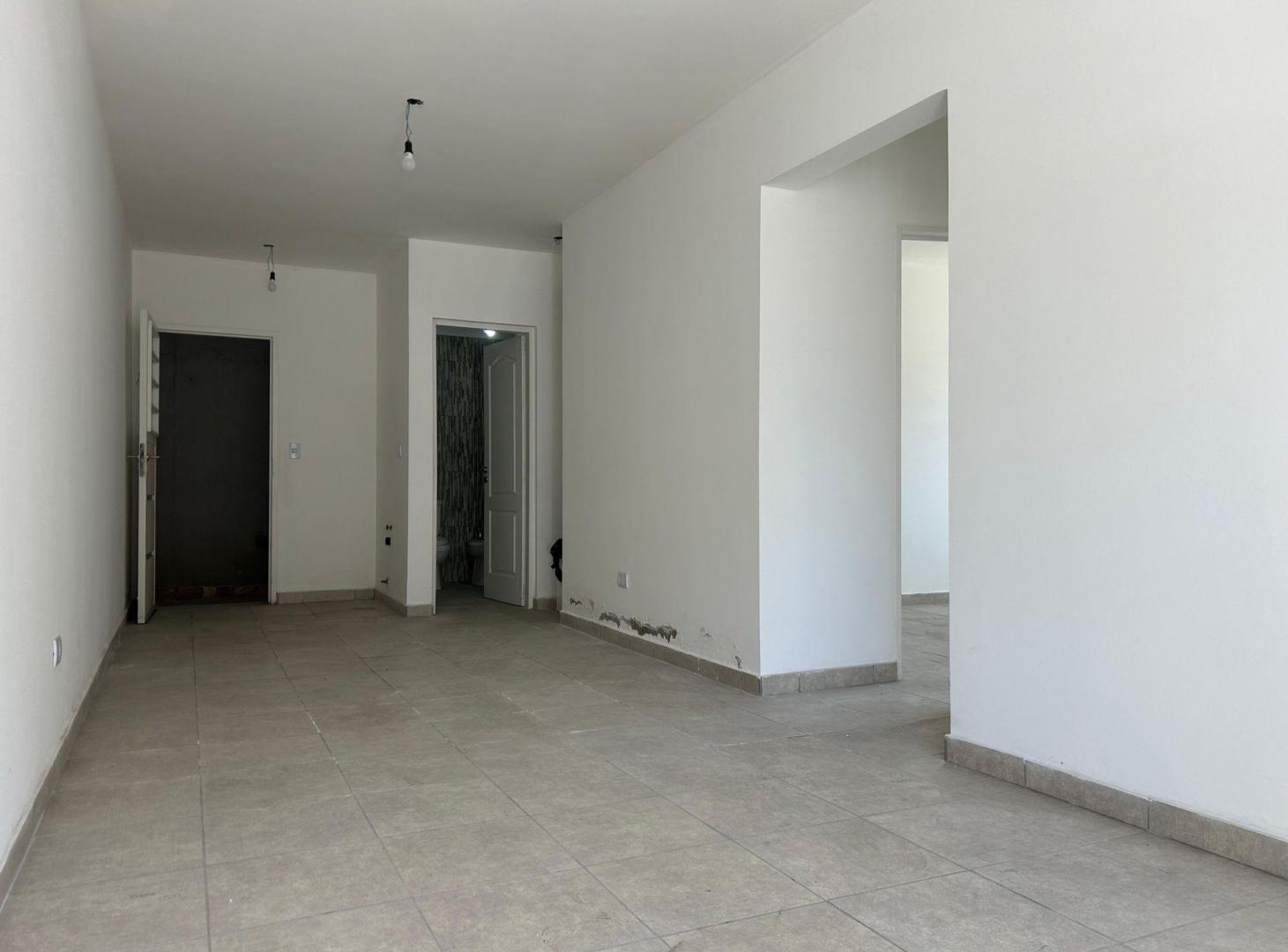 Foto de Venta Depto. 3 Amb. P.B. Lav. estrenar Gerli, imagen 1