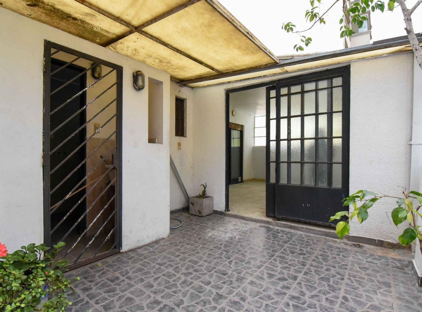 Foto de VENTA PH CABALLITO 2/3 AMB CON TERRAZA, imagen 1