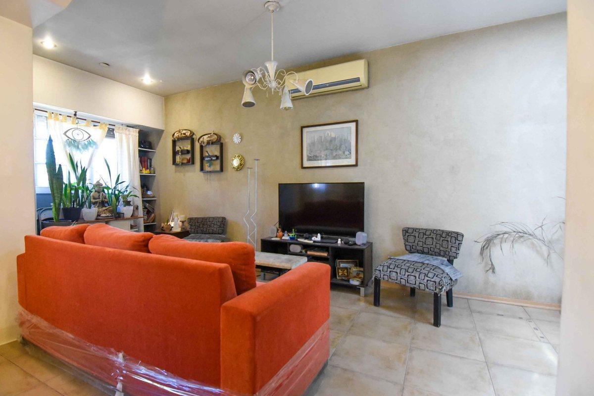 Foto de VENTA 4 AMB.CON PATIO/TERRAZA/COCHERA APTO CREDITO, imagen 3