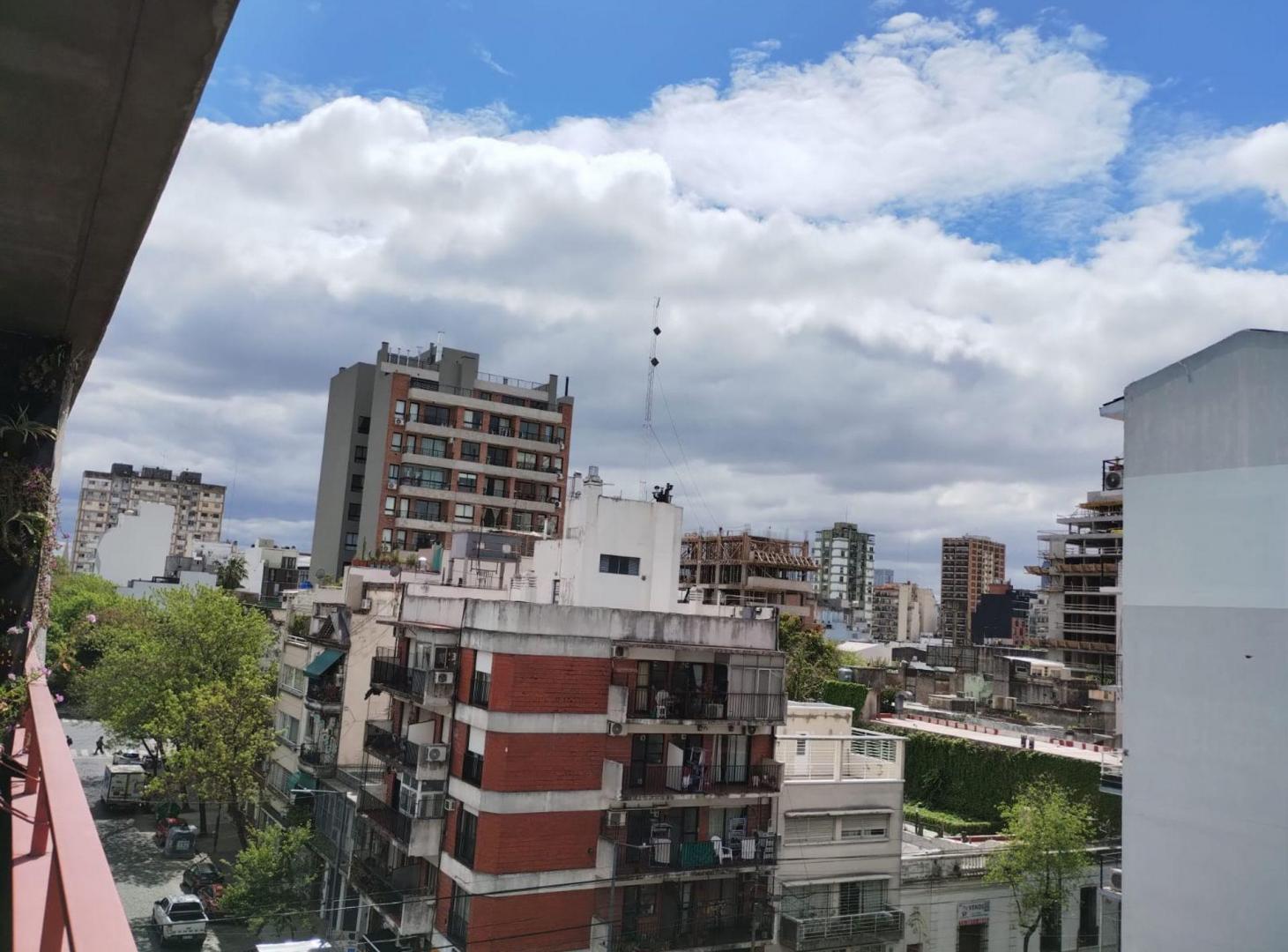 Foto de DEPARTAMENTO 2 AMB VENTA VILLA CRESPO BCON COCHERA, imagen 3