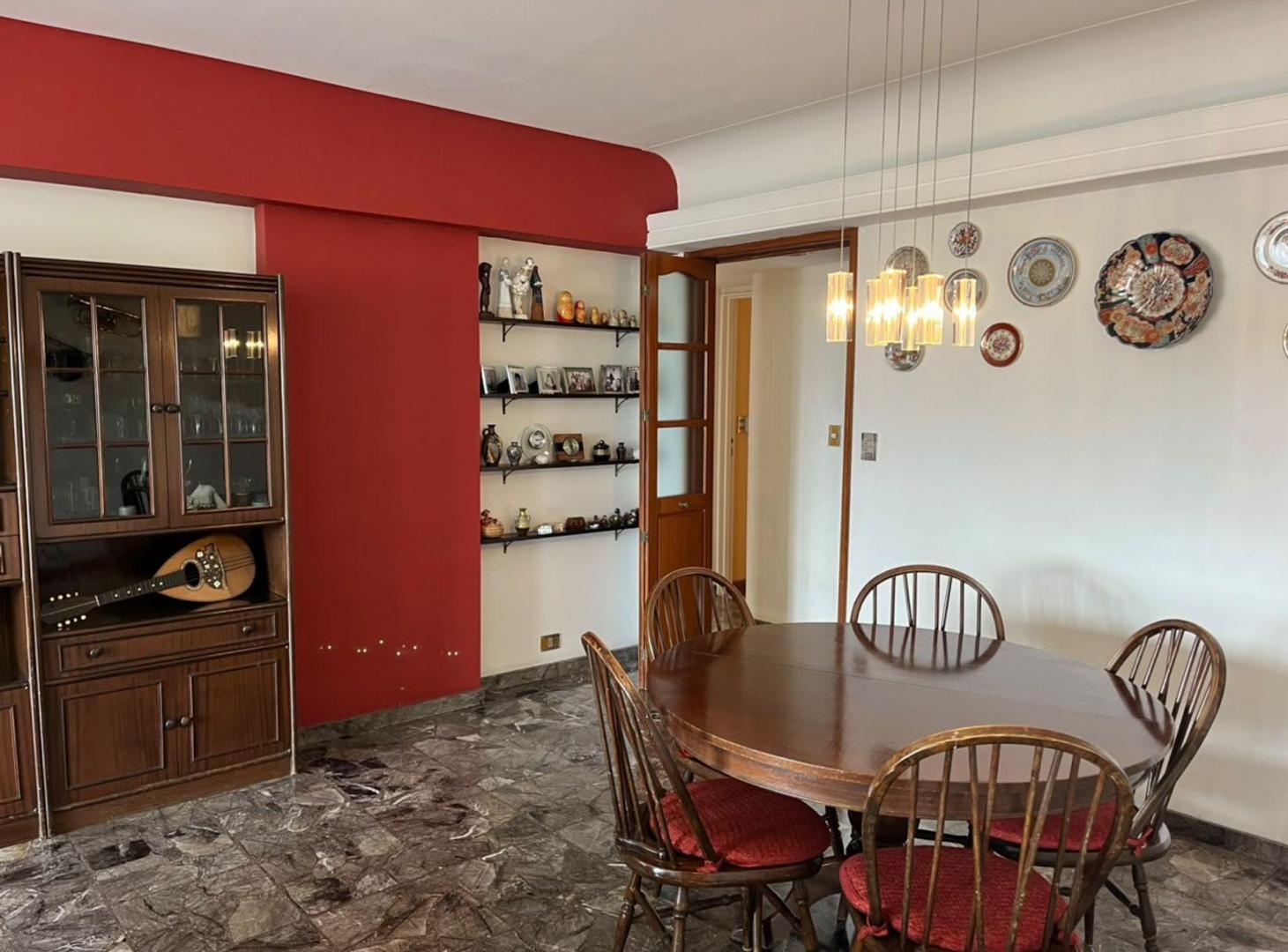 Foto de VENTA DEPTO 4 AMB CON BALCÓN Y COCHERA EN FLORES, imagen 4