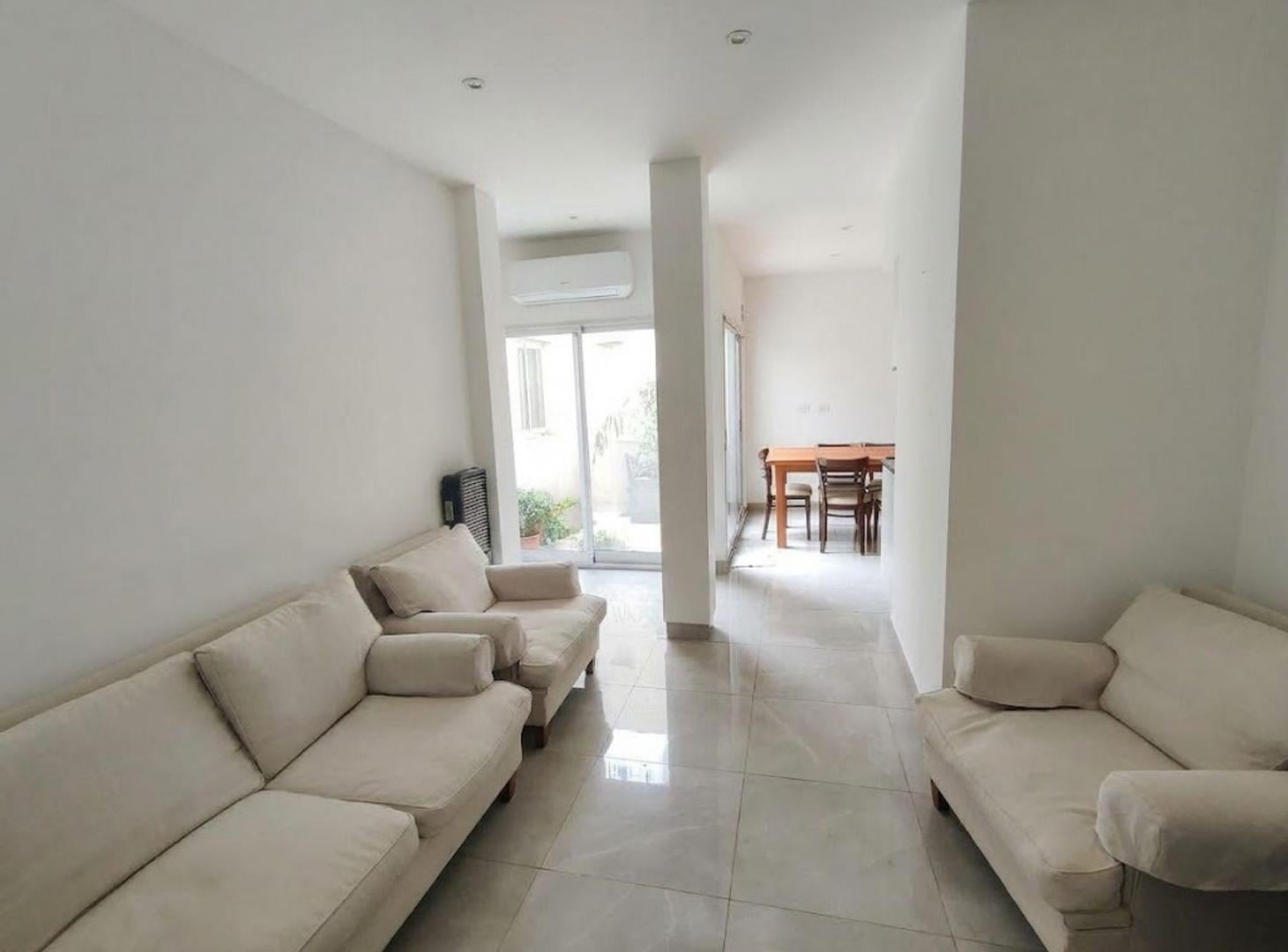 Foto de VENTA PH 2 AMB Y MEDIO SIN EXPENSAS V. PUEYRREDÓN, imagen 2