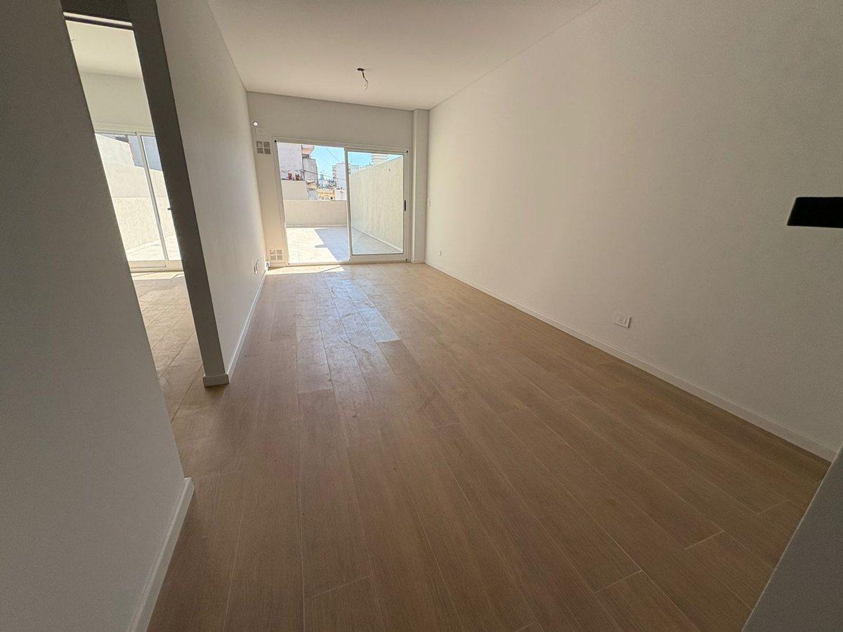 Foto de VENTA DEPTO 2 AMB BALVANERA, imagen 2
