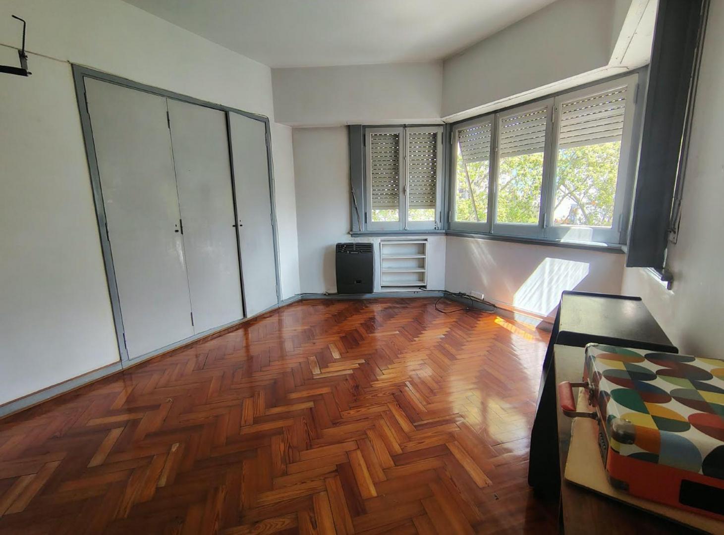 Foto de VENTA DEPARTAMENTO 2 AMBIENTES AMPLIOS BALVANERA, imagen 5