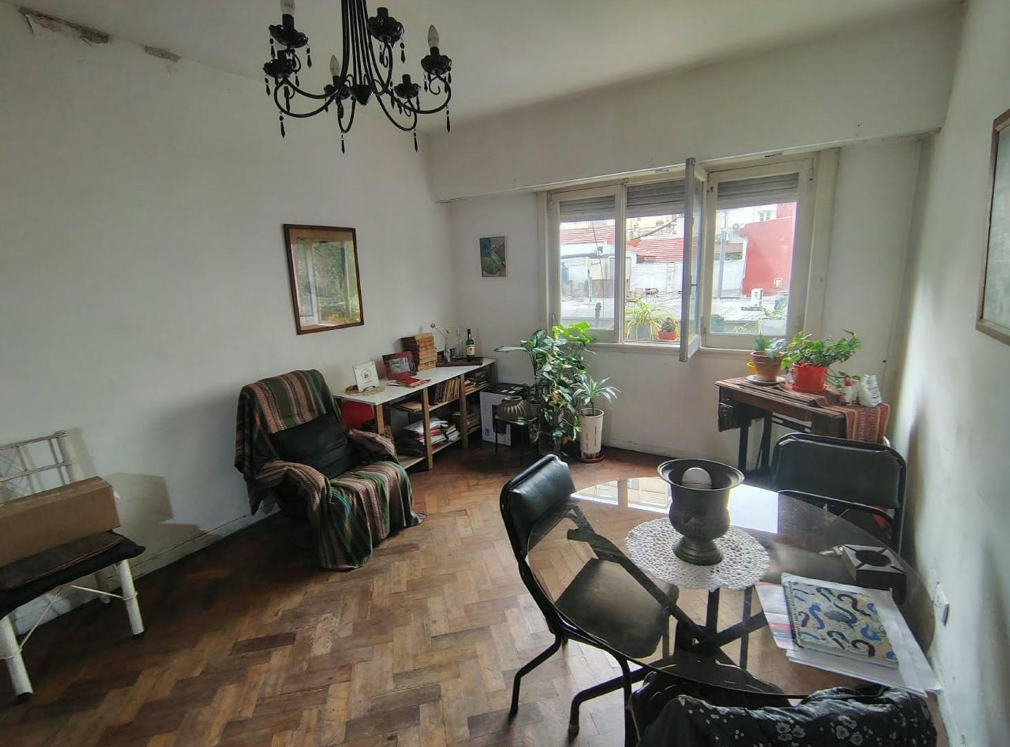 Foto de VENTA DEPARTAMENTO 2 AMB AMPLIOS BALVANERA, imagen 1