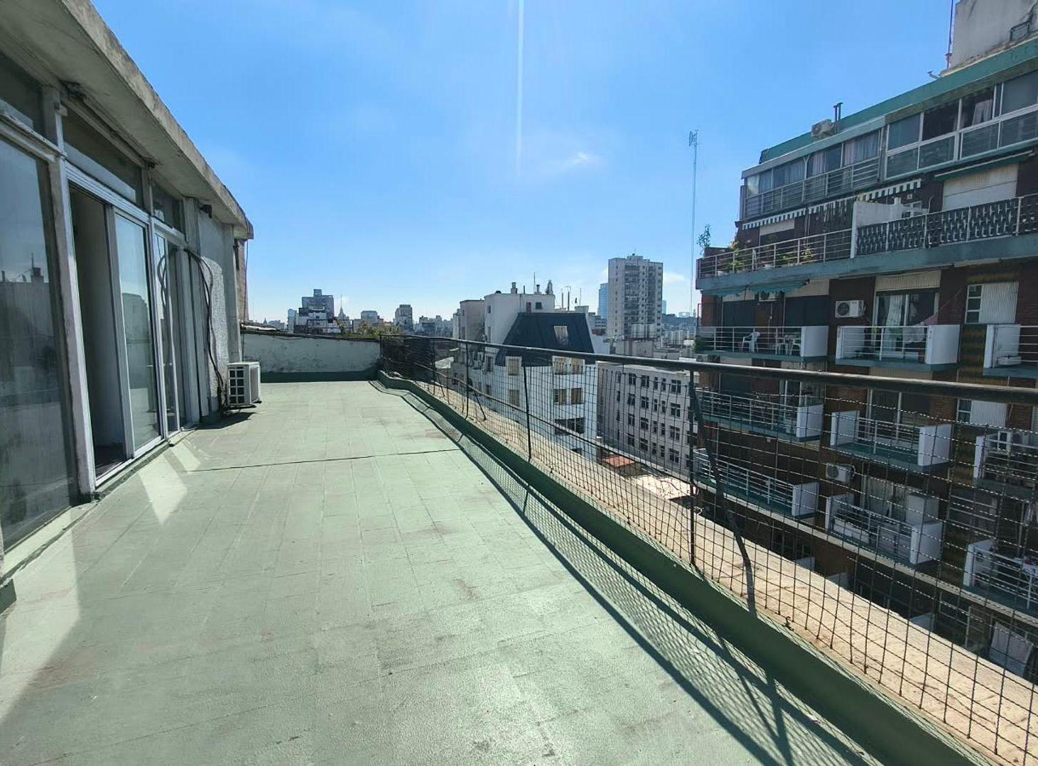 Foto de Venta Monoambiente con balcón aterrazado, imagen 1