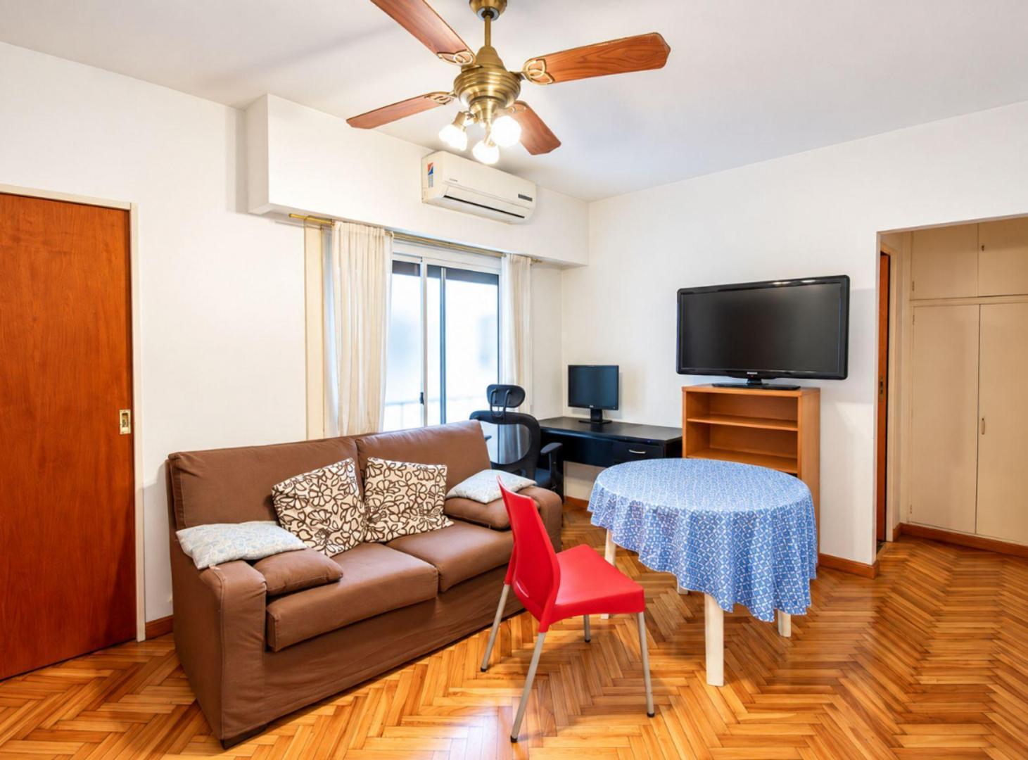Foto de VENTA DEPARTAMENTO 2 AMBIENTES AV. SAN JUAN, imagen 1