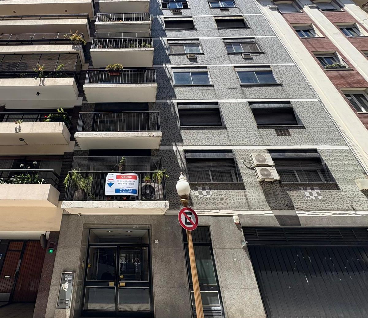 Retiro. Muy Luminoso Semipiso. 9no Piso Al Frente. 3
