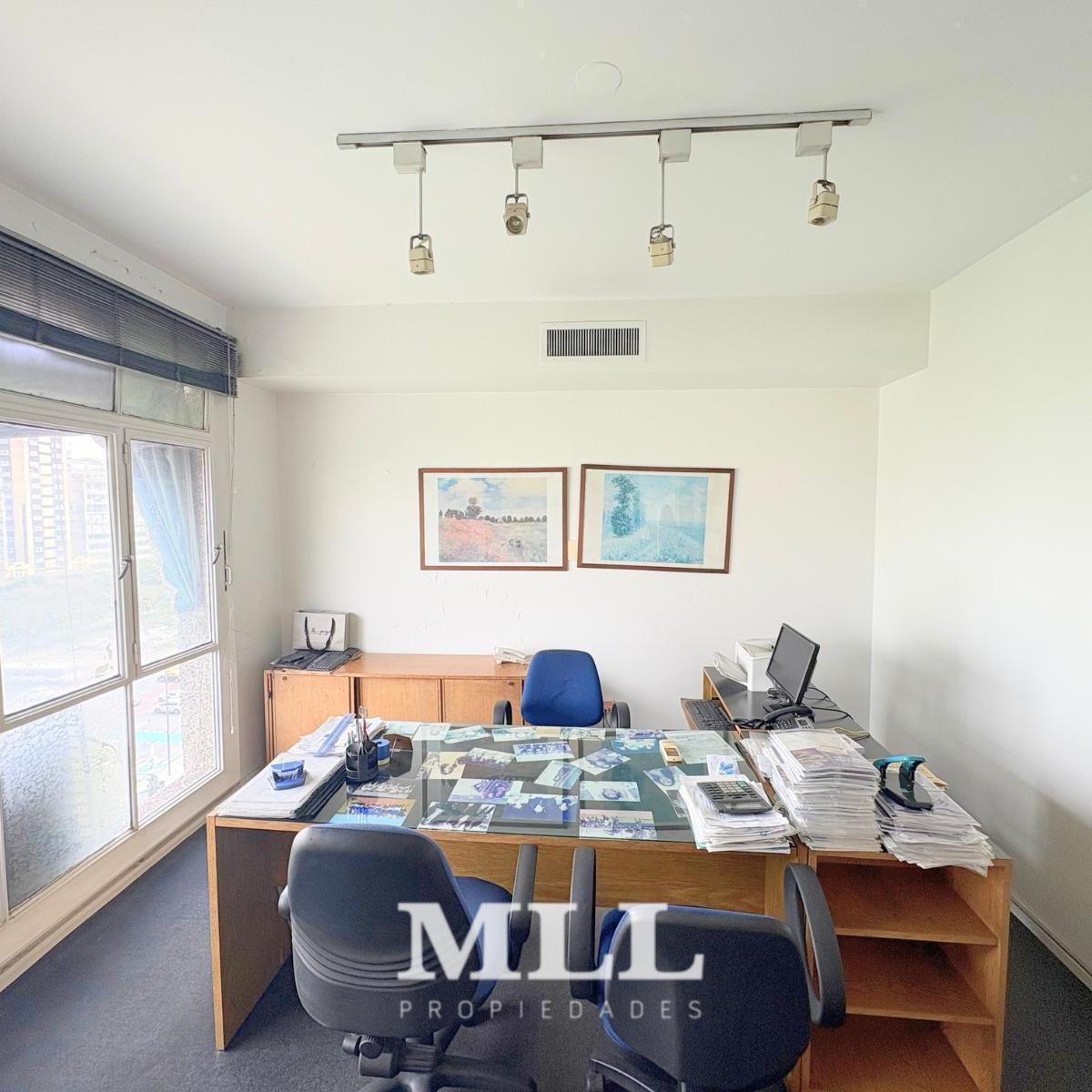 Oficina en Venta Carlos Pellegrini y Córdoba 3