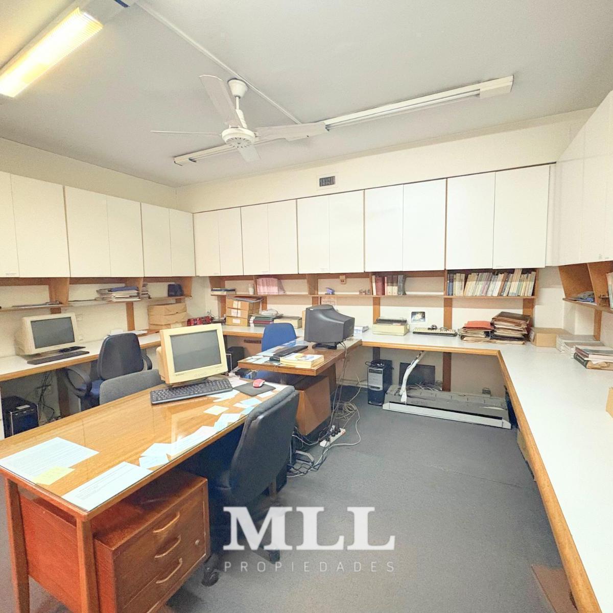 Oficina en Venta Carlos Pellegrini y Córdoba 4