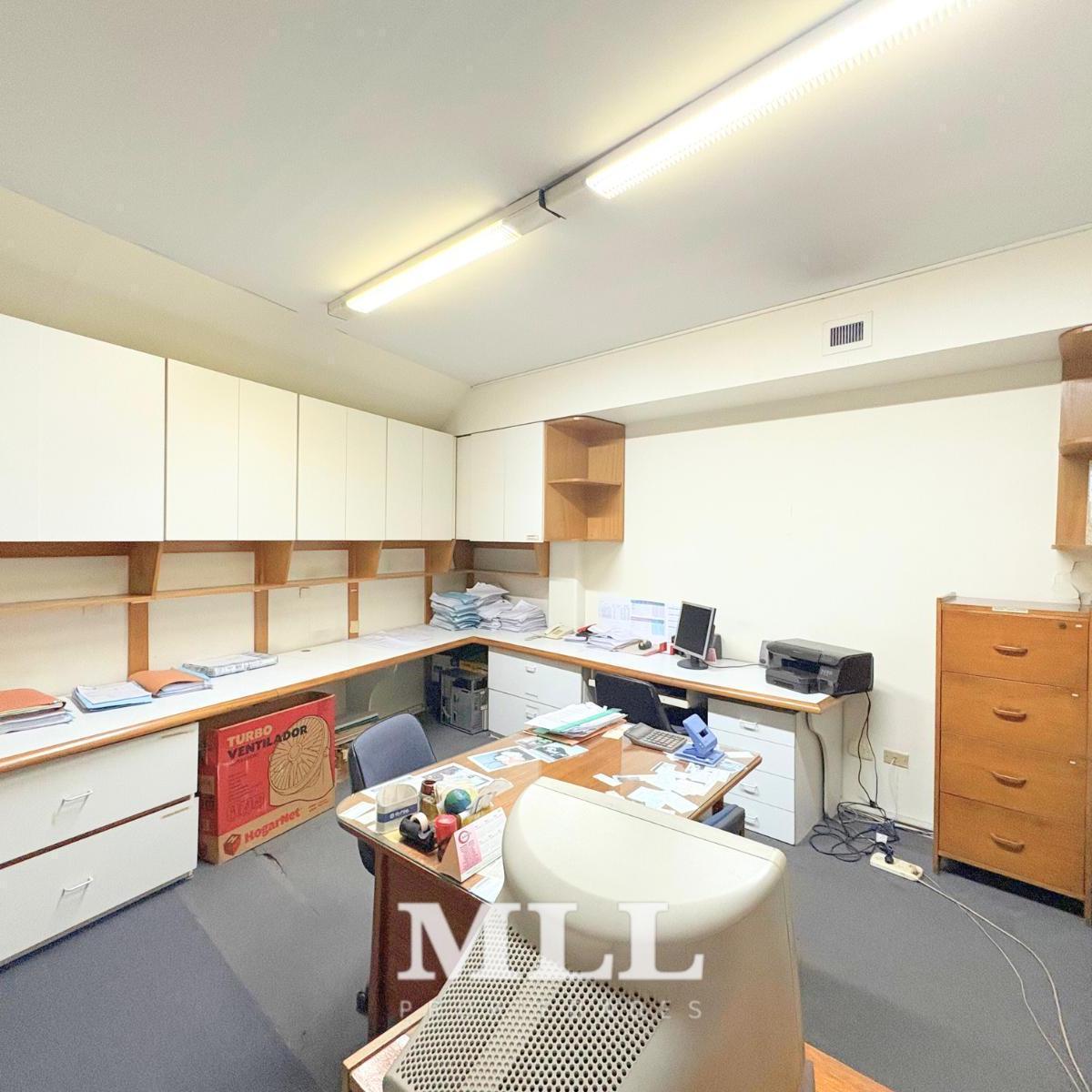 Oficina en Venta Carlos Pellegrini y Córdoba 1
