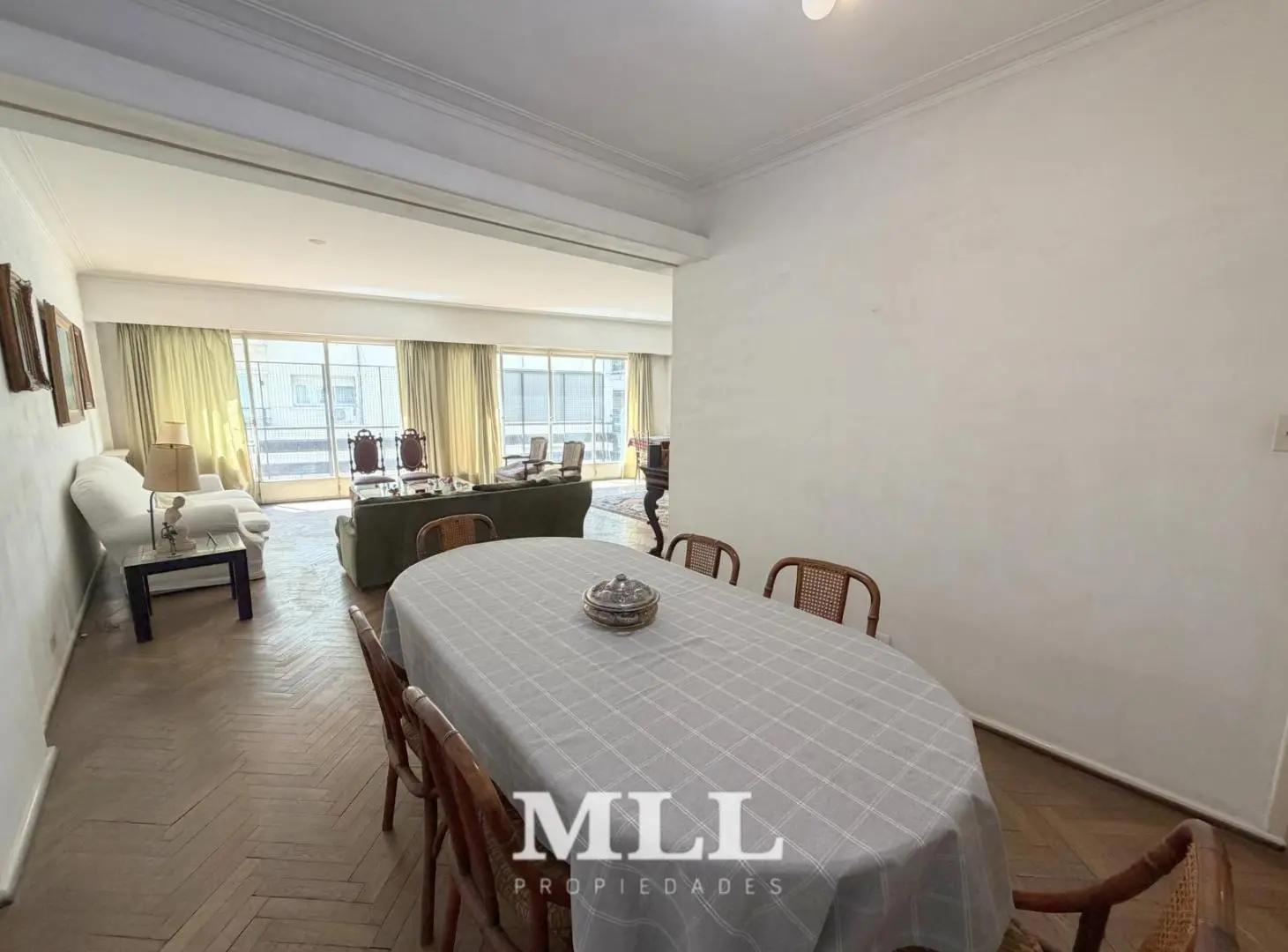 Departamento en Duplex - Venta - A metros de Plaza Vicente Lopez 4