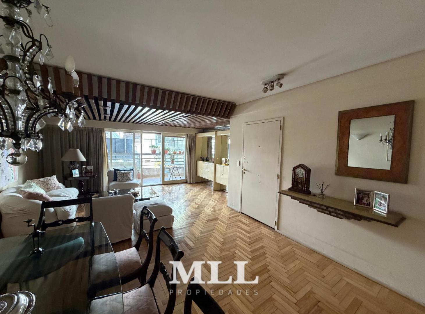 Foto de VENTA. Rodriguez Peña y Posadas. Semipiso al frente, palier privado. 2, imagen 3