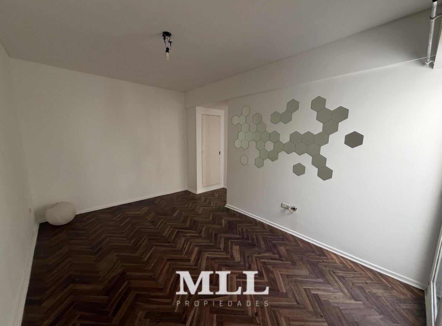 Foto de Venta. 2 ambientes. Lateral. Muy Luminoso y Mb estado!, imagen 5