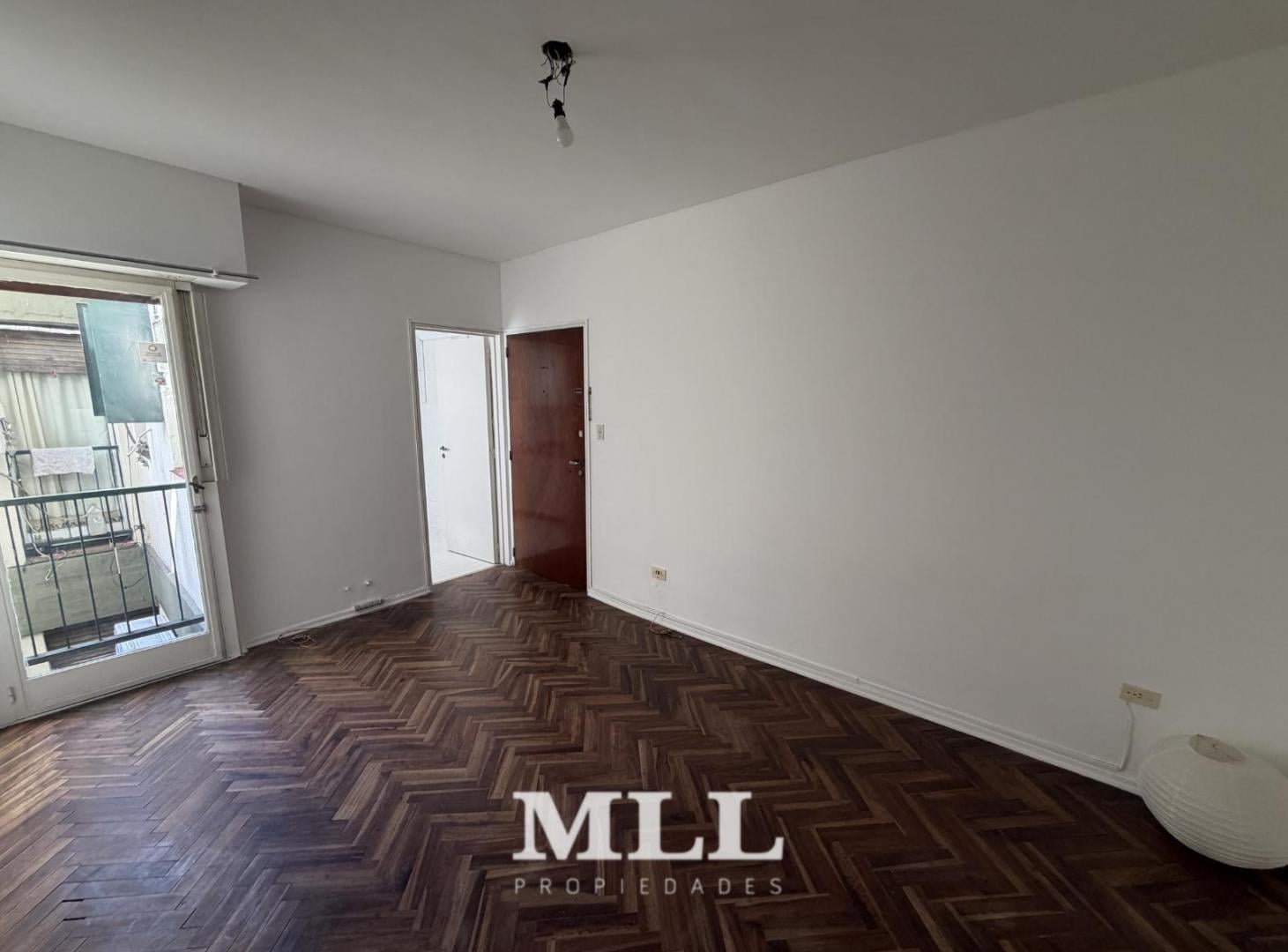 Foto de Venta. 2 ambientes. Lateral. Muy Luminoso y Mb estado!, imagen 2