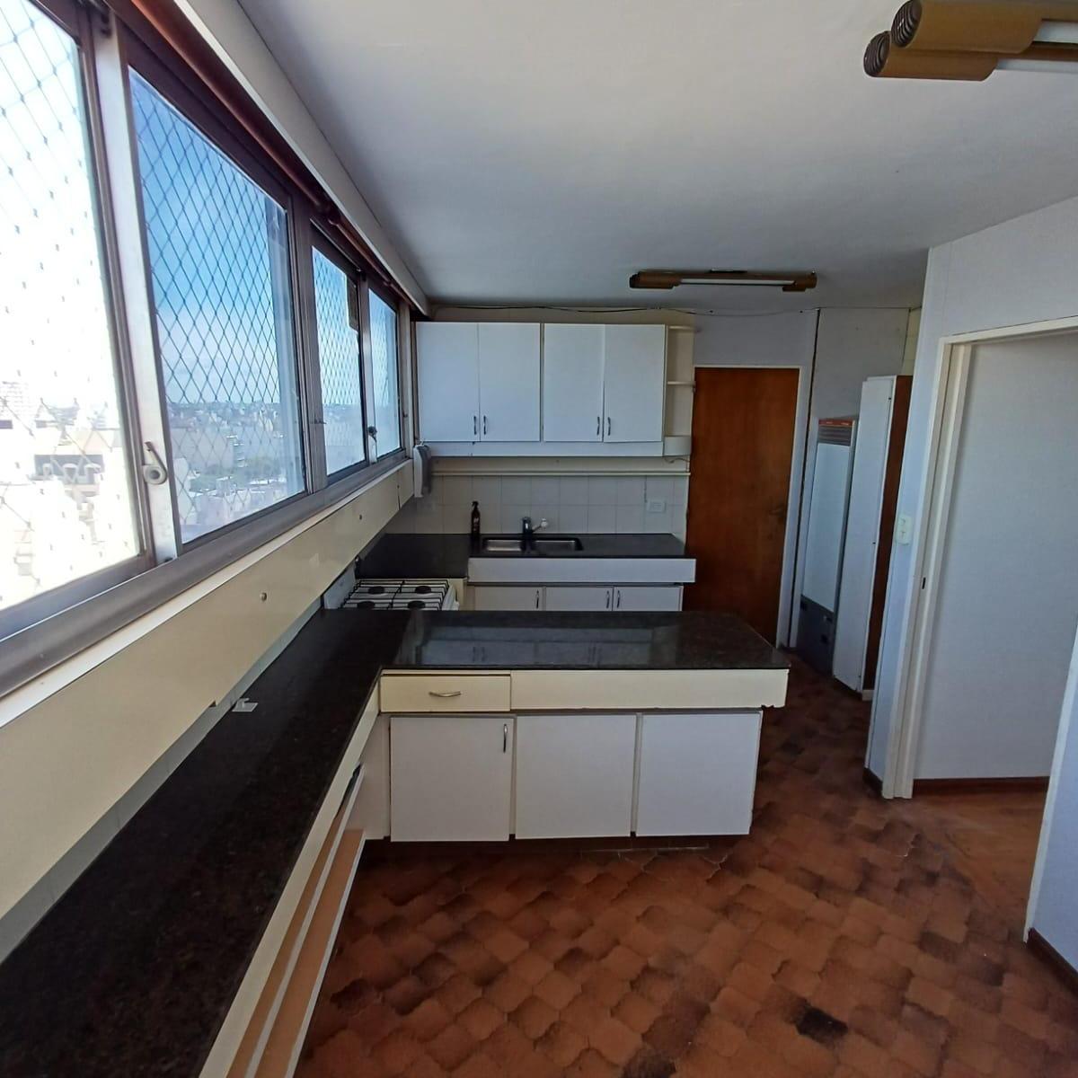 Foto de Semipiso de 4 amb, con cochera y baulera, imagen 5