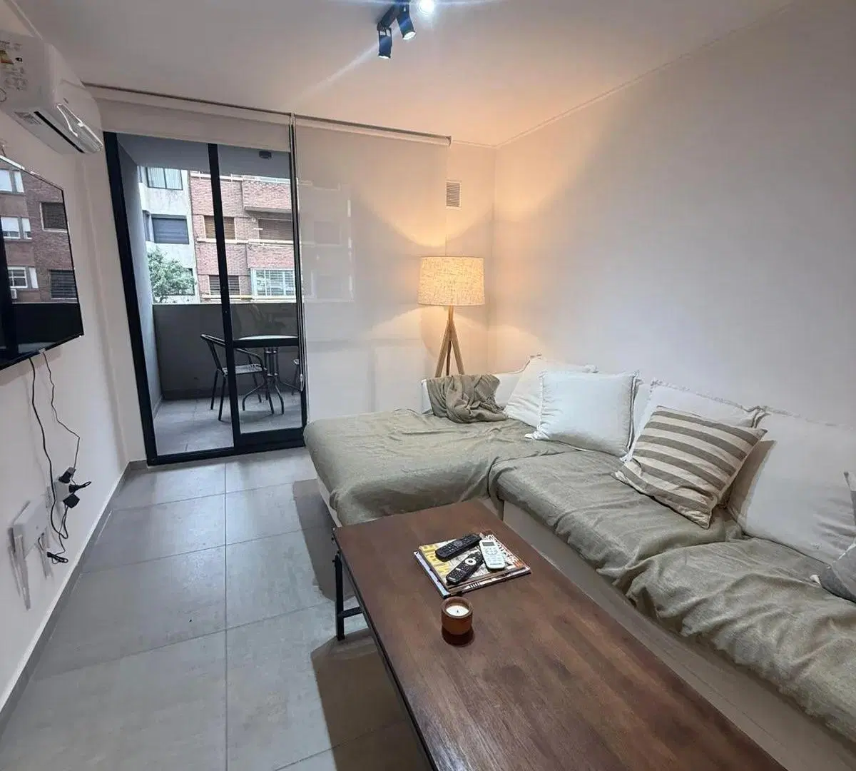 Venta departamento dos dormitorios frente barrio general paz 4