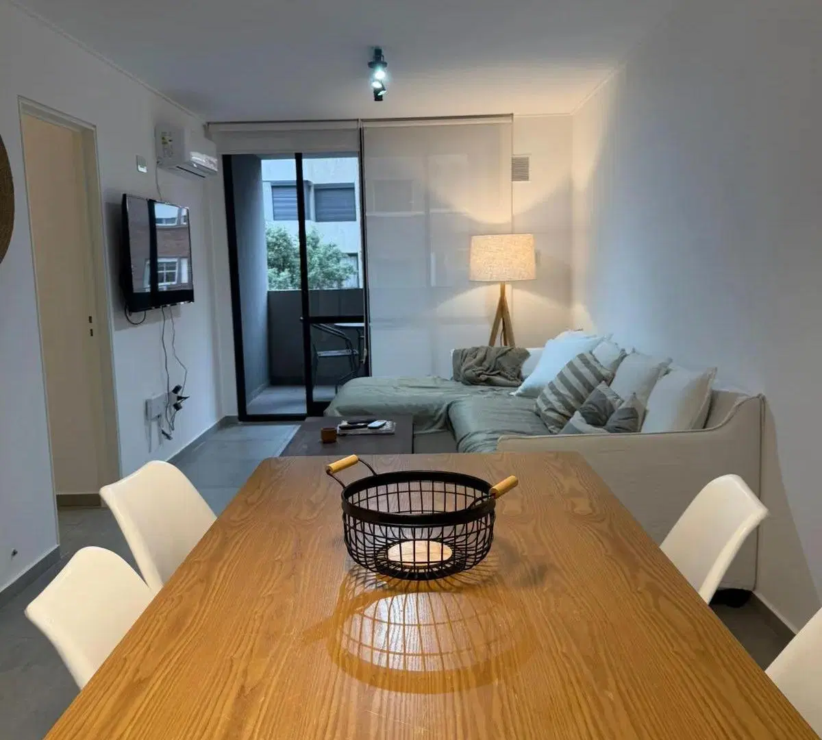 Venta departamento dos dormitorios frente barrio general paz 2