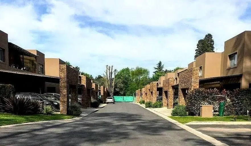Casa Dúplex en Venta en La Lonja, Pilar, G.B.A. Zona Norte 4