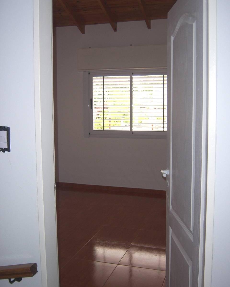 DUPLEX 4AMBIENTES C/COCHERA. A ESTRENAR