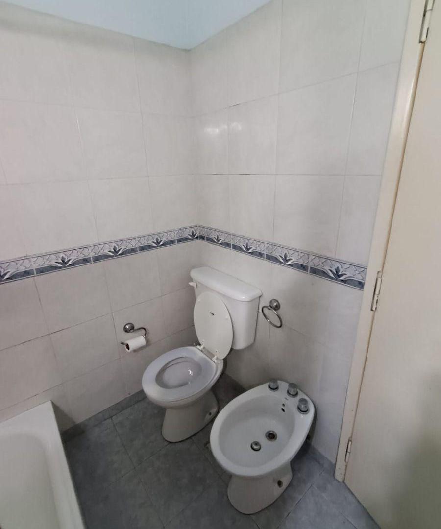 Foto de CASA 3 AMBIENTES CON FONDO Y COCHERA, imagen 3