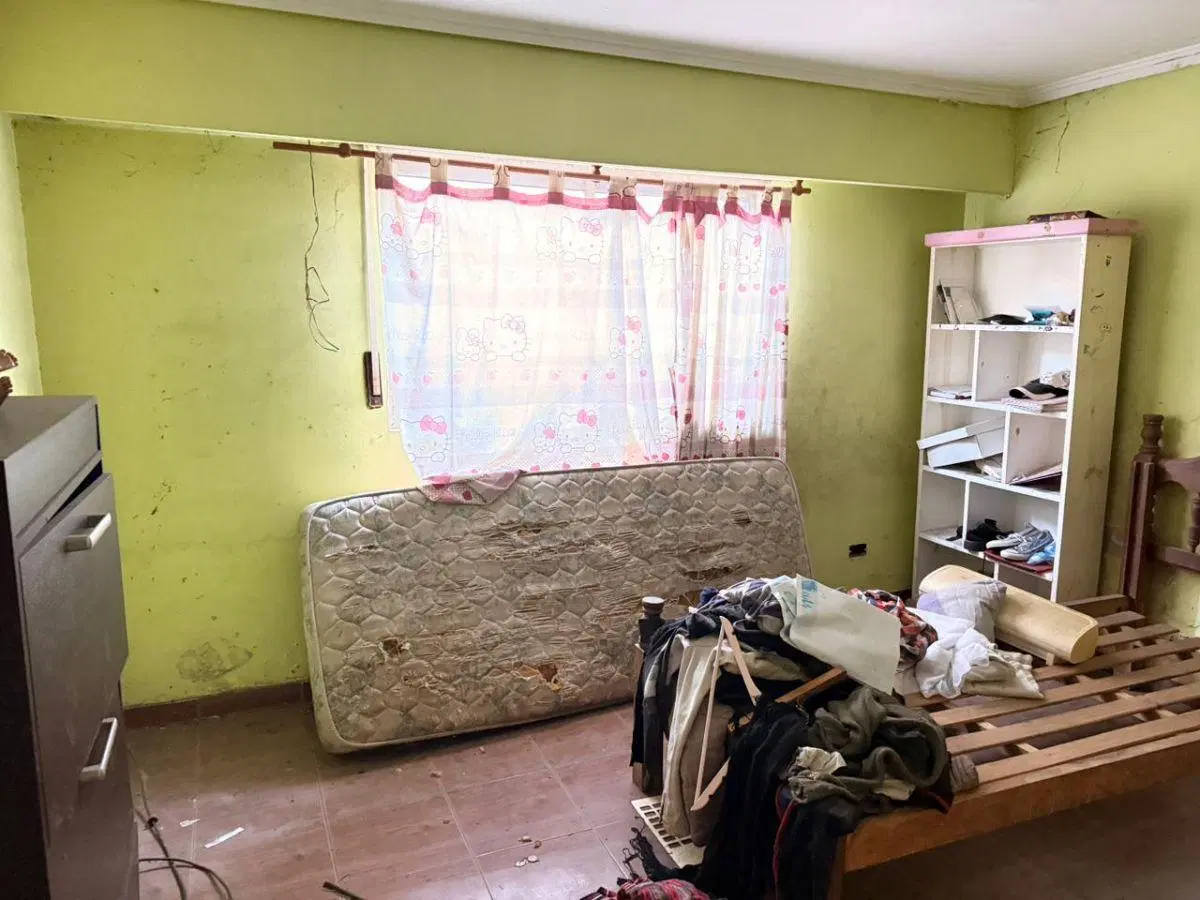 CASA 3 AMBIENTES A REFACCIONAR CON JARDIN Y FONDO 2