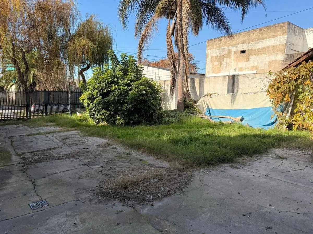 CASA 3 AMBIENTES A REFACCIONAR CON JARDIN Y FONDO 3