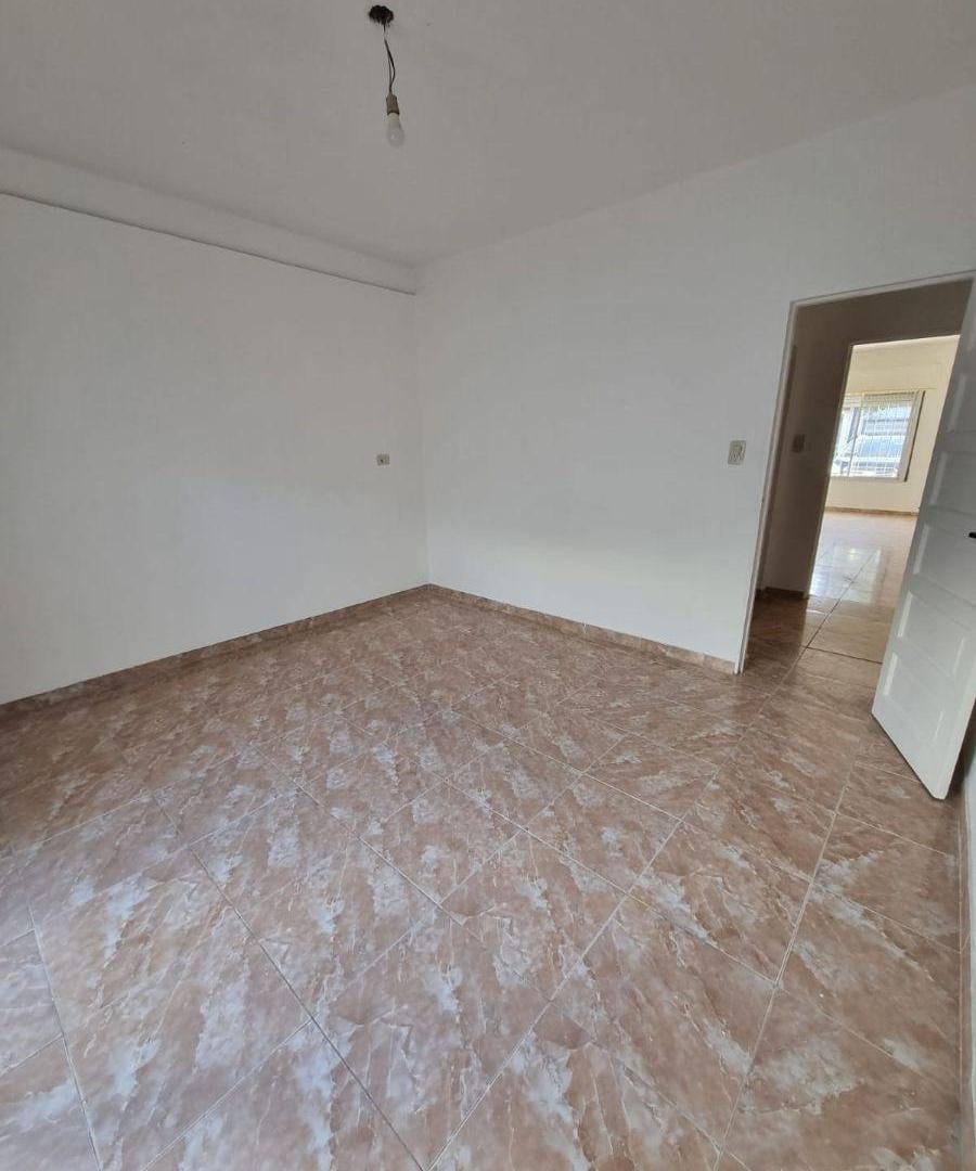 Foto de PH 2 AMBIENTES AL FRENTE CON PATIO, imagen 4