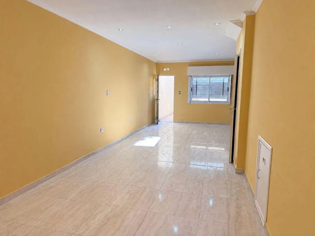 DUPLEX 3 AMBIENTES CON COCHERA Y PATIO 5